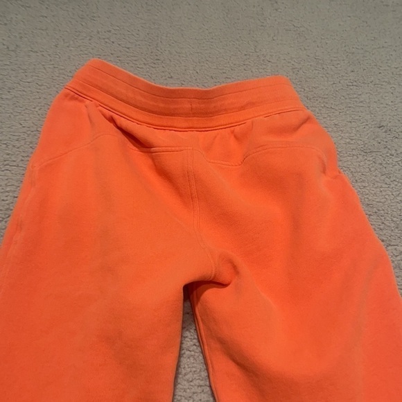 Lululemon Scuba High-Rise Jogger 26" Warm Coral size 6 - Picture 8 of 11